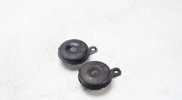 Toyota RAV 4 (XA40) Horn signal 8651020280