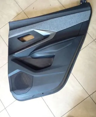 Peugeot 3008 III Coupe rear side trim panel 98686942ZD 9846092980 NE70617