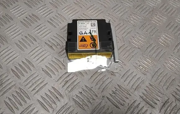 Nissan Leaf II (ZE1) Airbag control unit/module 988205SH0B