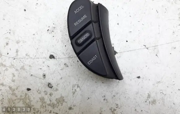 Chrysler 300M Steering wheel buttons/switches 04760352ad