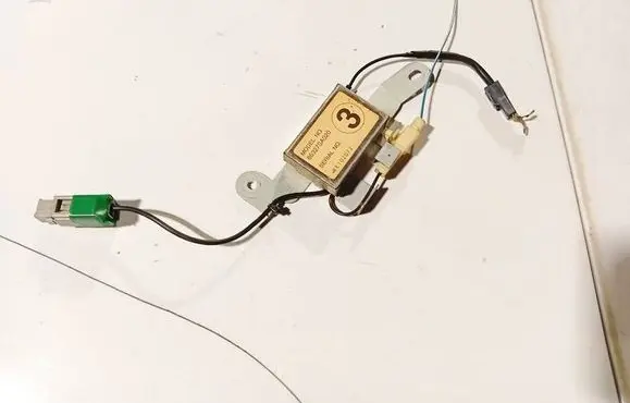 Antenna control unit