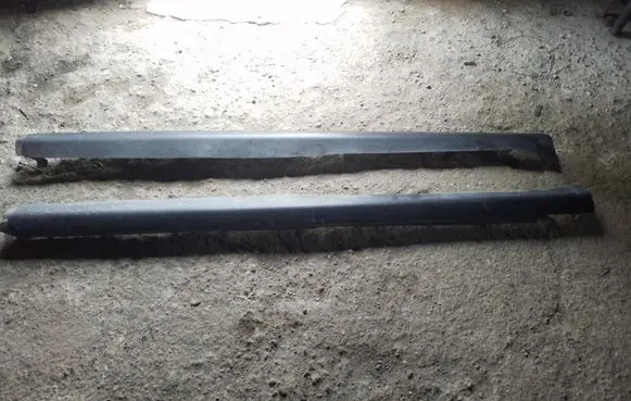 Chrysler Grand Voyager V Sill 249857376