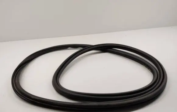 Volvo V60 Front door rubber seal 