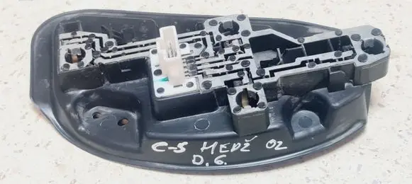 Citroen C5 Tail light bulb cover holder