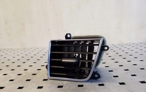 Audi A8 S8 D4 4H Dash center air vent grill 4H2820952A 4H2820952
