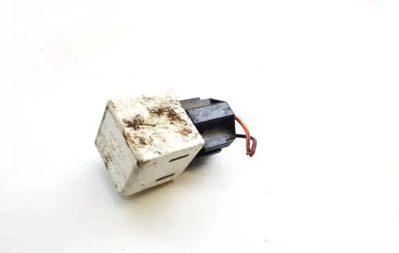Ford Escort Other relay 93AG13150AA 72LF002