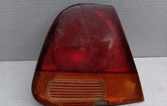 Mitsubishi Carisma Rear/tail lights MB9529