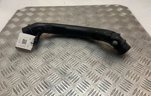 Peugeot 3008 II Intercooler hose/pipe 9813699880