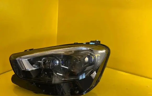 Mercedes-Benz E AMG W213 Headlight/headlamp A2139060110