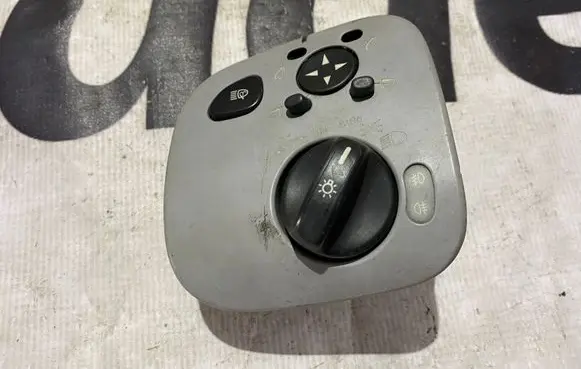 Mercedes-Benz C W203 Light switch A2035451504 2035451504