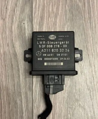 Mercedes-Benz E W211 Light module LCM A2118203226 5008278 DF00827800
