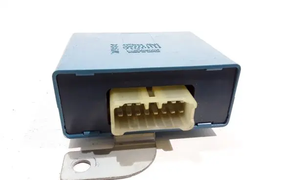 Mitsubishi Pajero Antenna control unit MB921337 1650002140