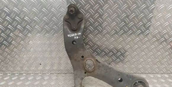 Front lower control arm/wishbone