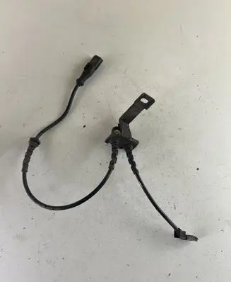 Dacia Logan I ABS brake wheel speed sensor 8200419177