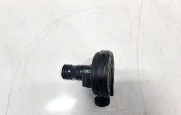 Seat Ibiza IV (6J,6P) Breather/breather pipe/hose 03E103765C