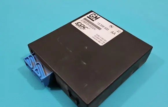 Opel Insignia A Central body control module 13338933 IMPRK1426334
