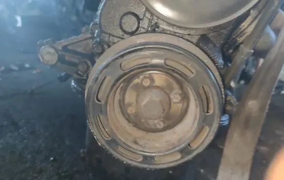 Mazda 121 Crankshaft pulley