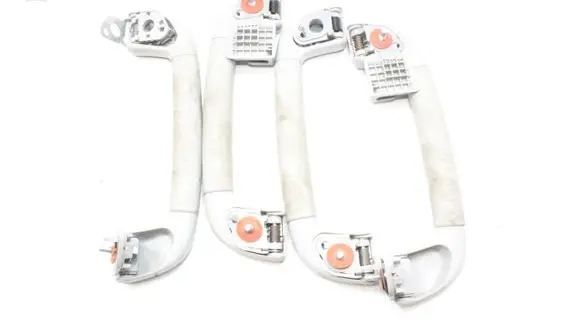 Lexus RX 330 - 350 - 400H A set of handles for the ceiling 