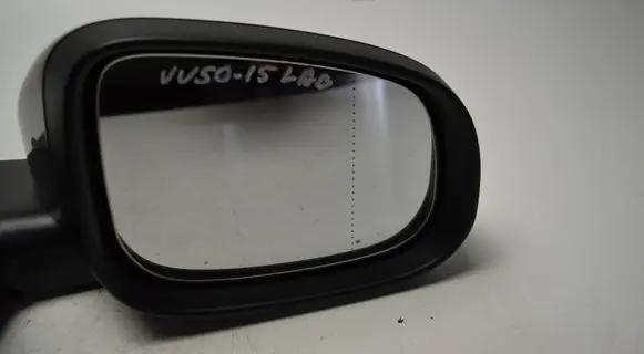 Volvo V50 Front door electric wing mirror 13939