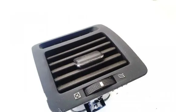 Toyota Corolla Verso E121 Dash center air vent grill 5566013020 55660-13020