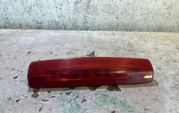 Opel Zafira B Third/center stoplight 13252463 565461589 417801