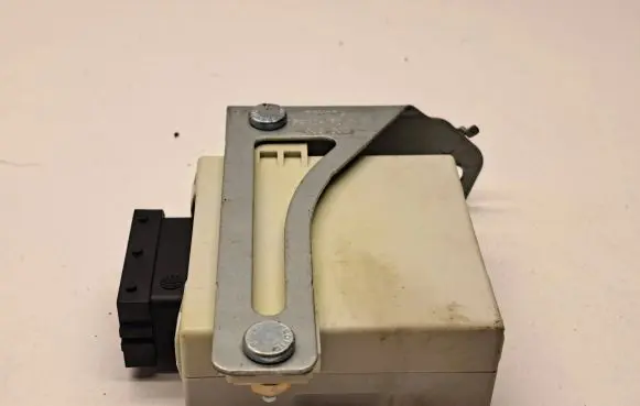 Toyota Corolla Verso AR10 Window wiper relay 859400F010A 603002