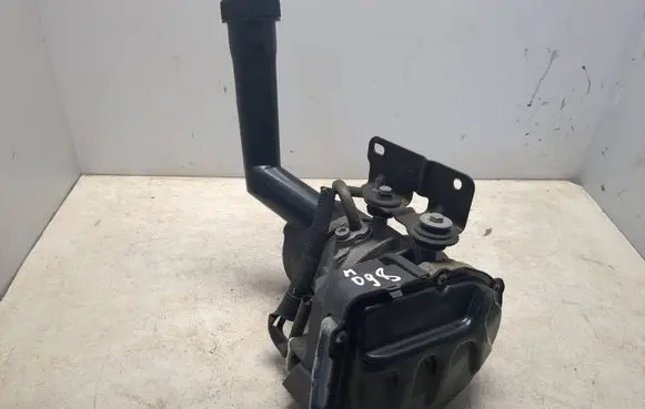 Peugeot RCZ Power steering pump 9670700480 A0021544
