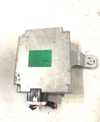 Hyundai ix20 Voltage converter/converter module 953001K000 00724