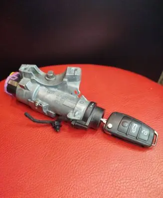 Audi A4 S4 B7 8E 8H Ignition lock 4B0905851N