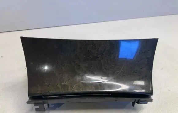 Ashtray (front)