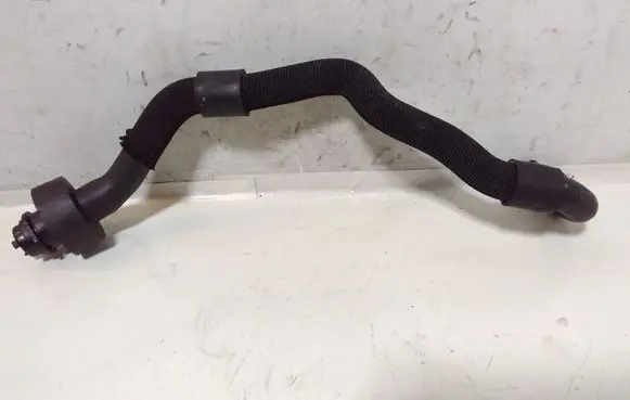 Volkswagen PASSAT B8 Engine coolant pipe/hose 3Q0122096