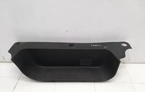 Opel Vivaro Front sill trim cover 768510190R 93868844 SP7612