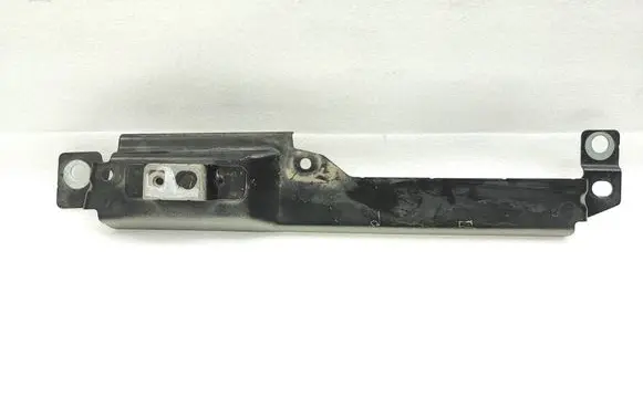 Volvo XC60 Fender mounting bracket 31424581