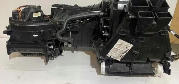 Volkswagen Jetta VI Interior heater climate box assembly 