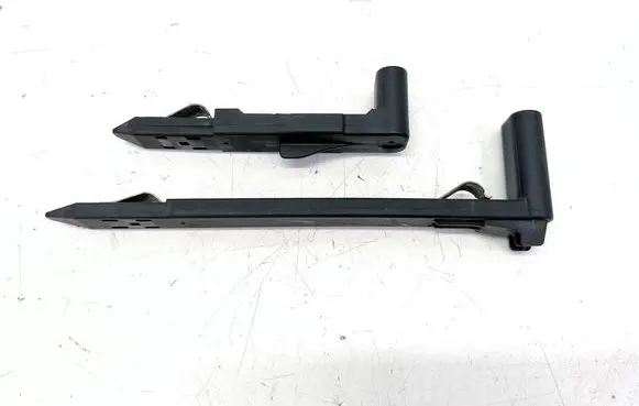 Volvo XC60 Headlight/headlamp mounting bracket 30763155 30763154