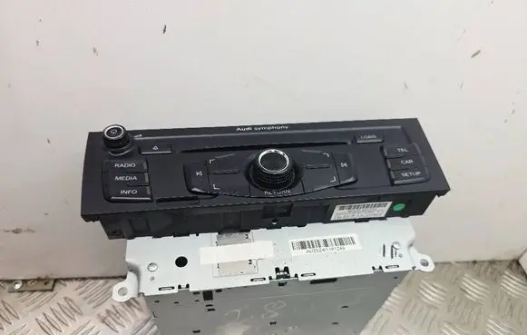 Audi A5 Sportback 8TA Radio/CD/DVD/GPS head unit 8T2035195AA