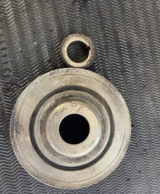 Ford Kuga I Crankshaft gear 