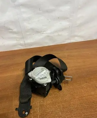 BMW X3 E83 Set of seat belts 3052985 D2974