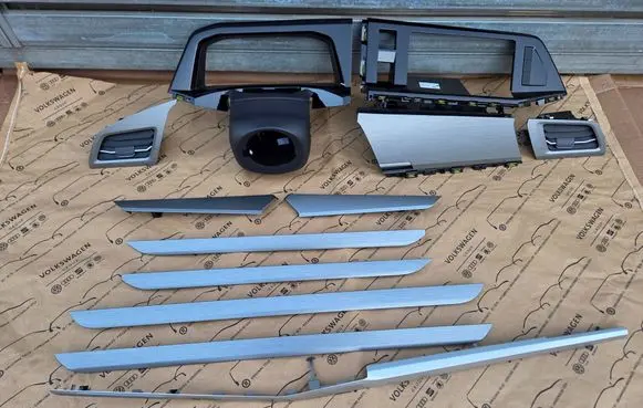 Volkswagen Multivan T7 Interior decorative trim set 7T1857116A 7T1857115A 7T0867460A