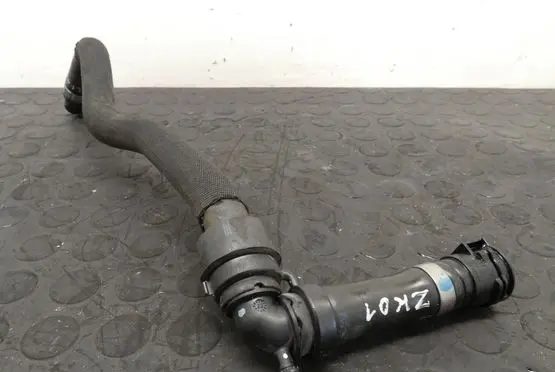 Opel Mokka B Engine coolant pipe/hose 800399215