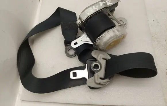 Toyota Corolla Verso AR10 Front seatbelt 732200F040C0