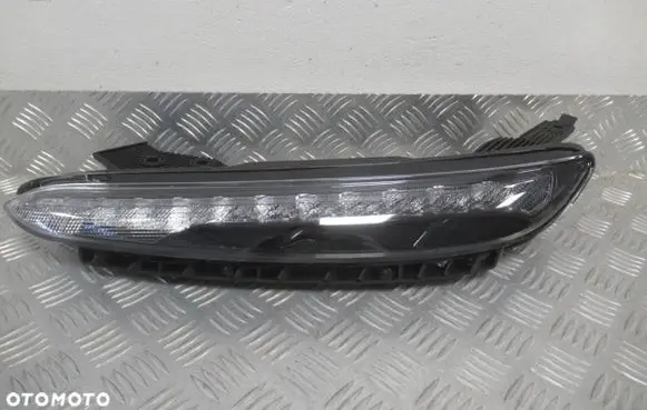 Hyundai Kona I LED Daytime headlight 92207J9500 92207-J9500 D50L