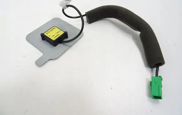 Mitsubishi Outlander Aerial GPS antenna