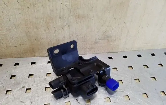Nissan Pathfinder R51 Exhaust gas pressure sensor 1049901330