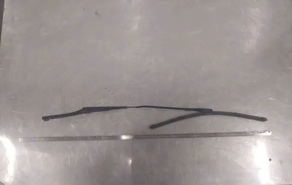 Audi A4 S4 B8 8K Windshield/front glass wiper blade 8K1955408