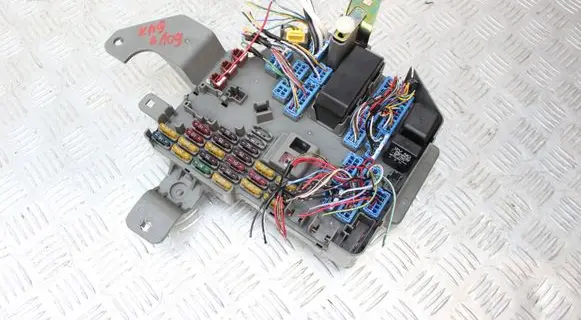 Honda Legend Fuse box set 38800 SZ3-E05