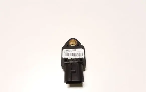 Mitsubishi Outlander Airbag deployment crash/impact sensor 8651A001 39754C