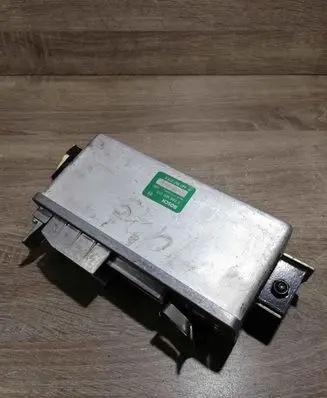 Audi 100 200 5000 C3 ABS control unit/module 0265100017 443907379A