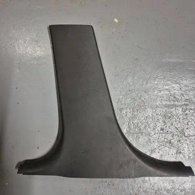 BMW 3 E90 E91 (B) pillar trim (bottom) 51437058337 7058337