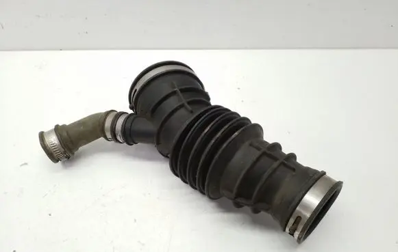 Ford Mondeo MK V Turbo air intake inlet pipe/hose DS739R504MB